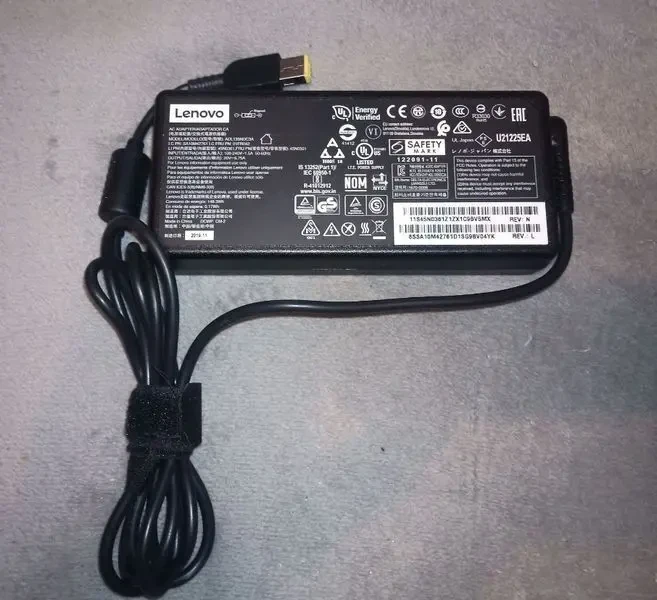 Блок питания Lenovo 135W 4