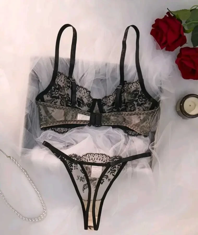 Мереживний комплект білизни 3