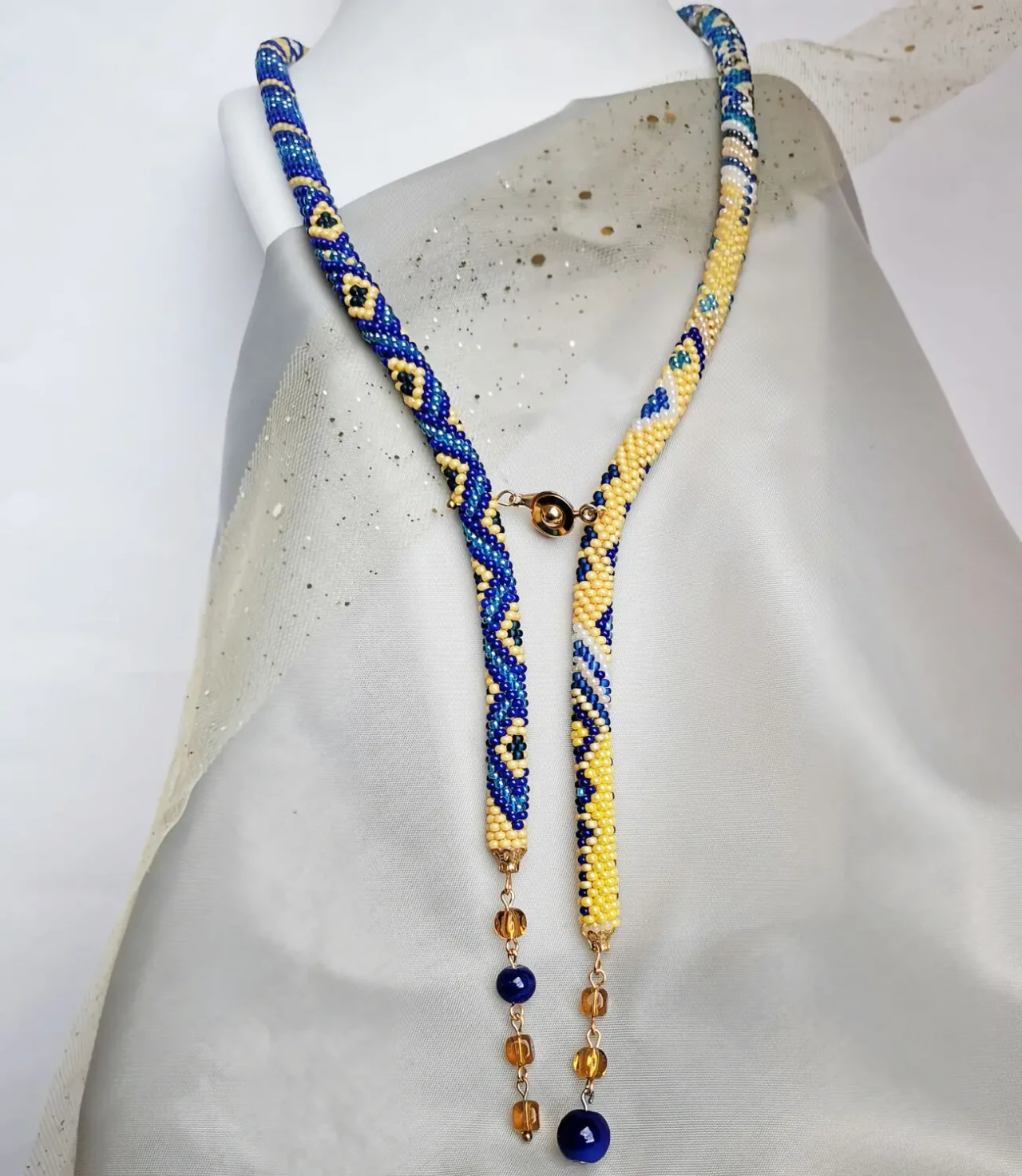 Прикраса із бісеру джгут- ларіат Сузір'я надії 3