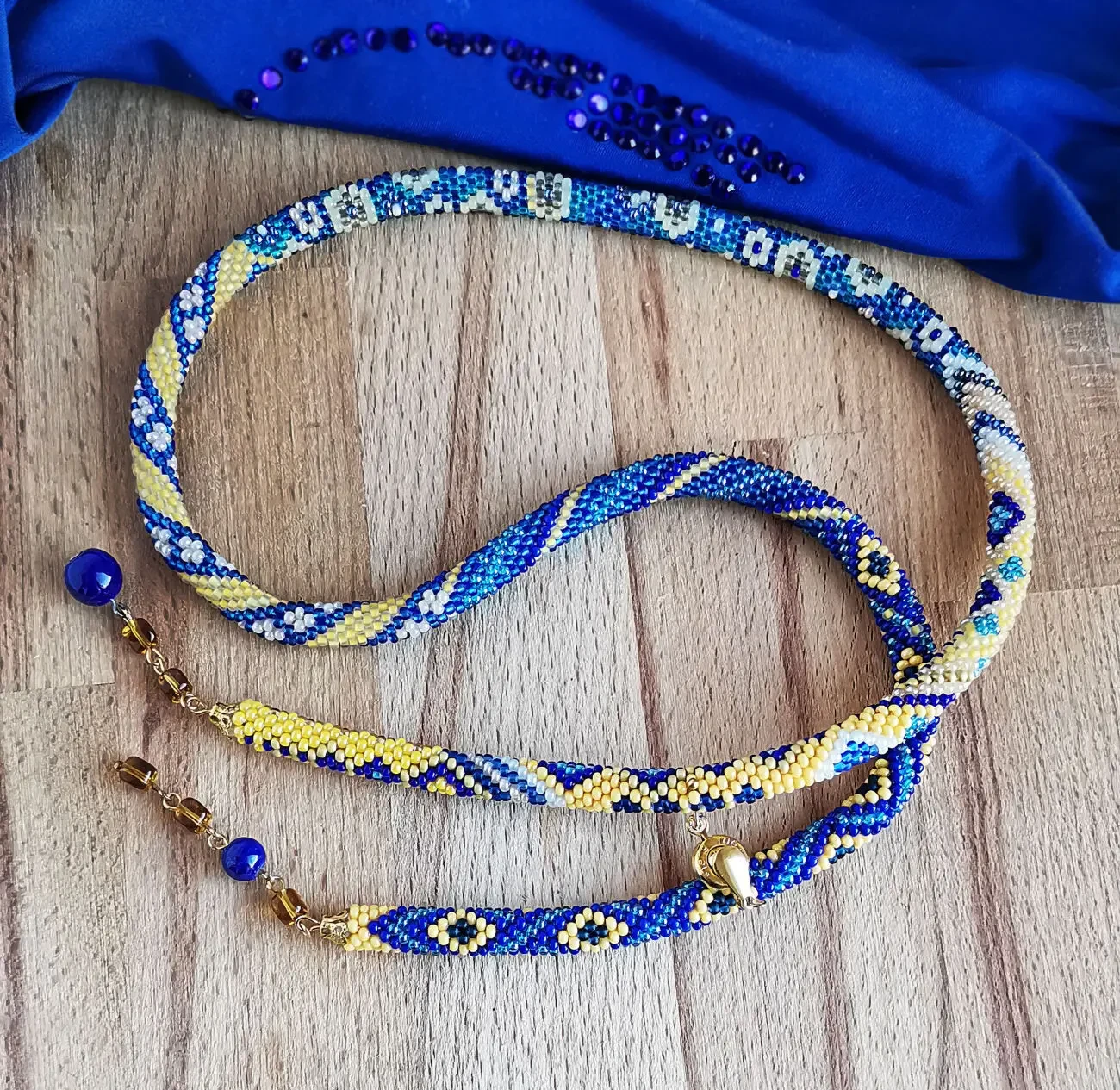 Прикраса із бісеру джгут- ларіат Сузір'я надії 5