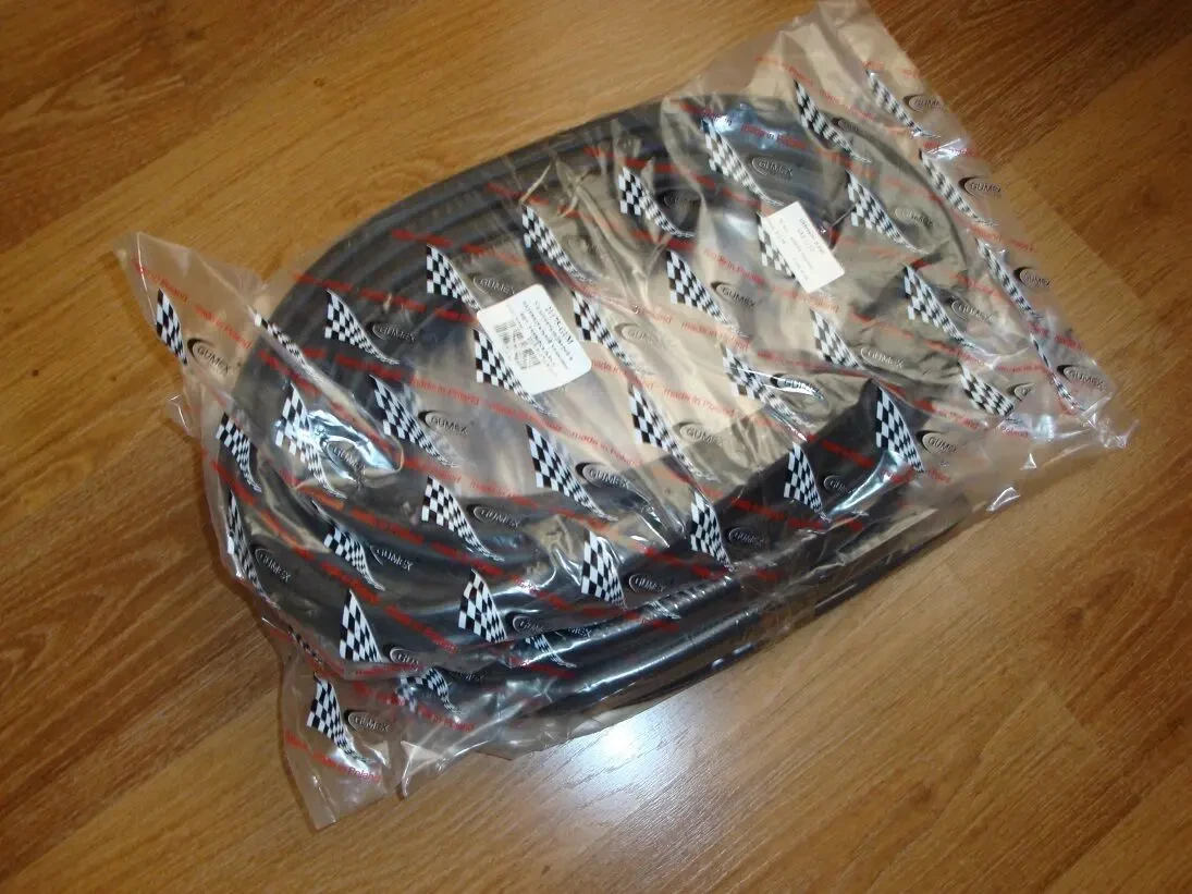 Ущільнювачі дверей ваз 2109, 21099, 2114, 2115 (комплект 4 штуки) 6