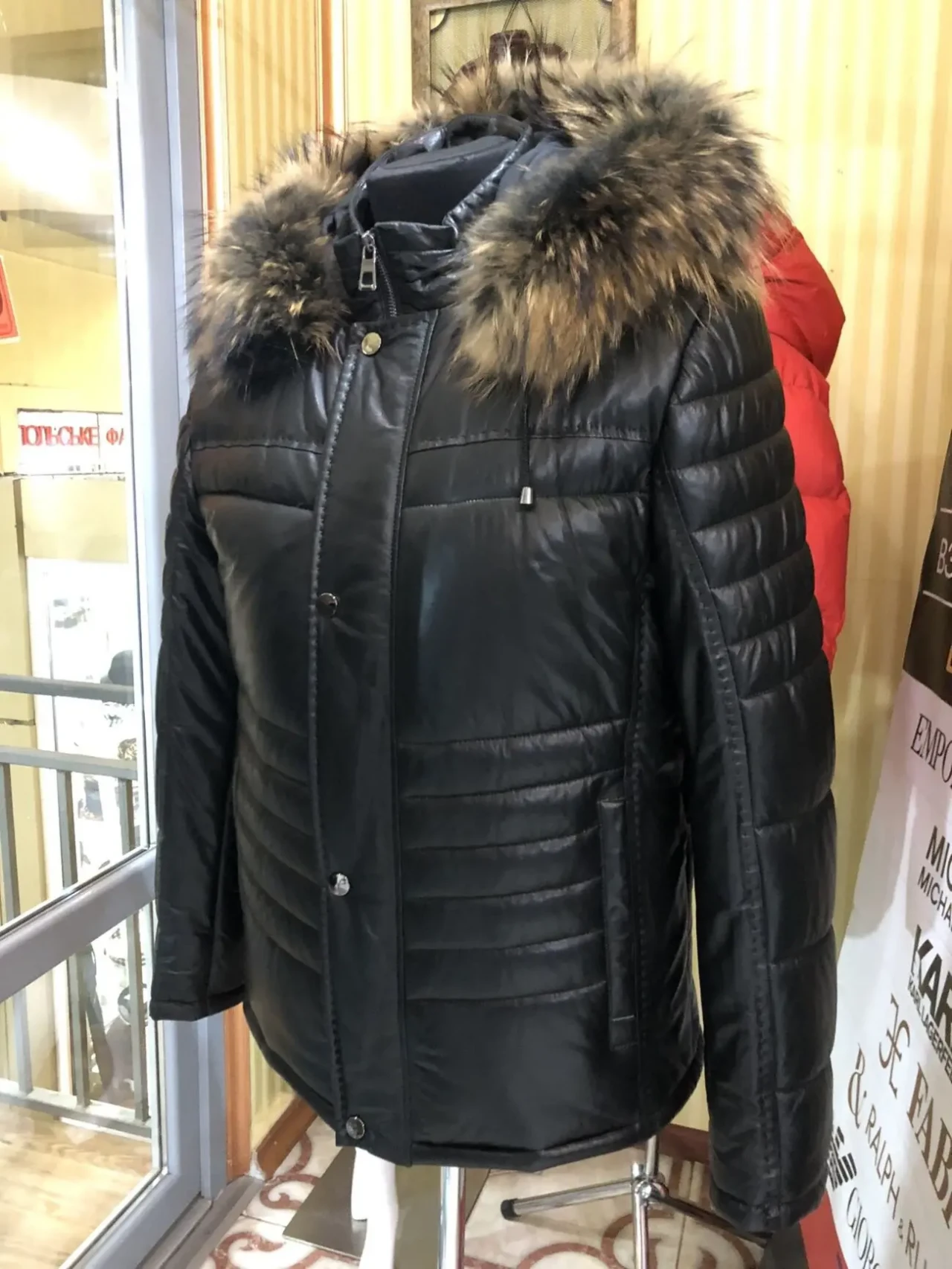 Пуховики шкіряні чоловічі,капюшон з хутром,зйомний 2