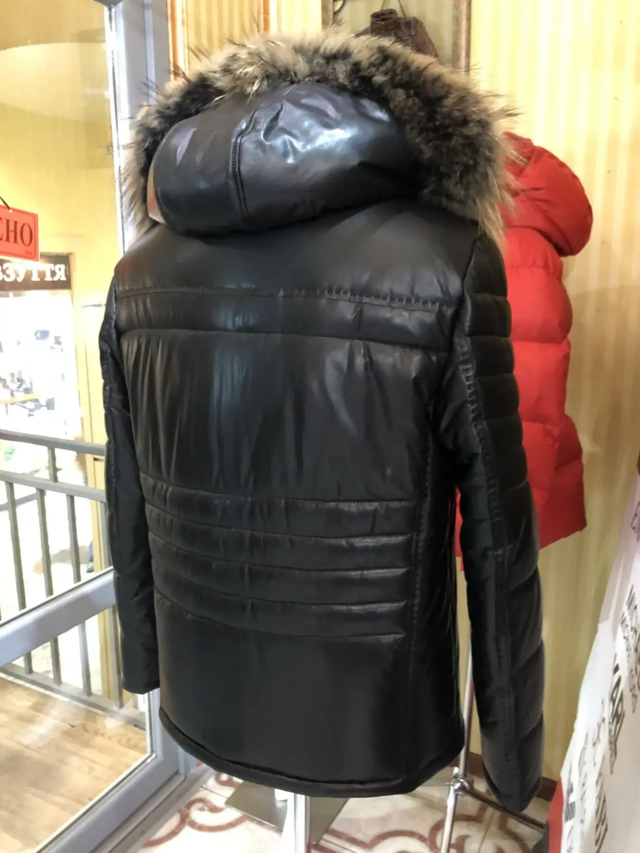 Пуховики шкіряні чоловічі,капюшон з хутром,зйомний 6