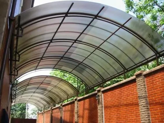 Поликарбонат сотовый и монолитный 4