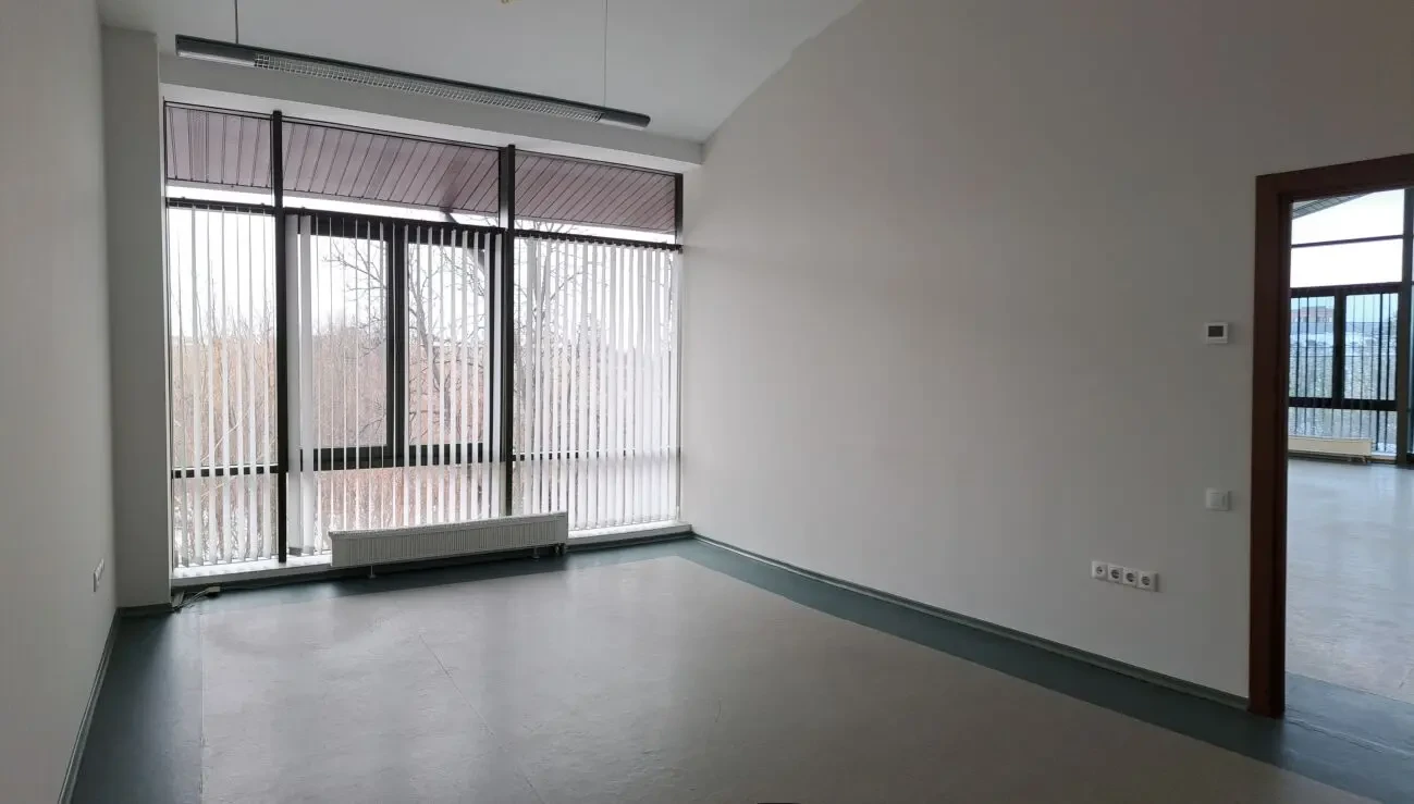 офіс в оренду 900 м2, Печерськ. Метро, укриття, опалення, власник 9