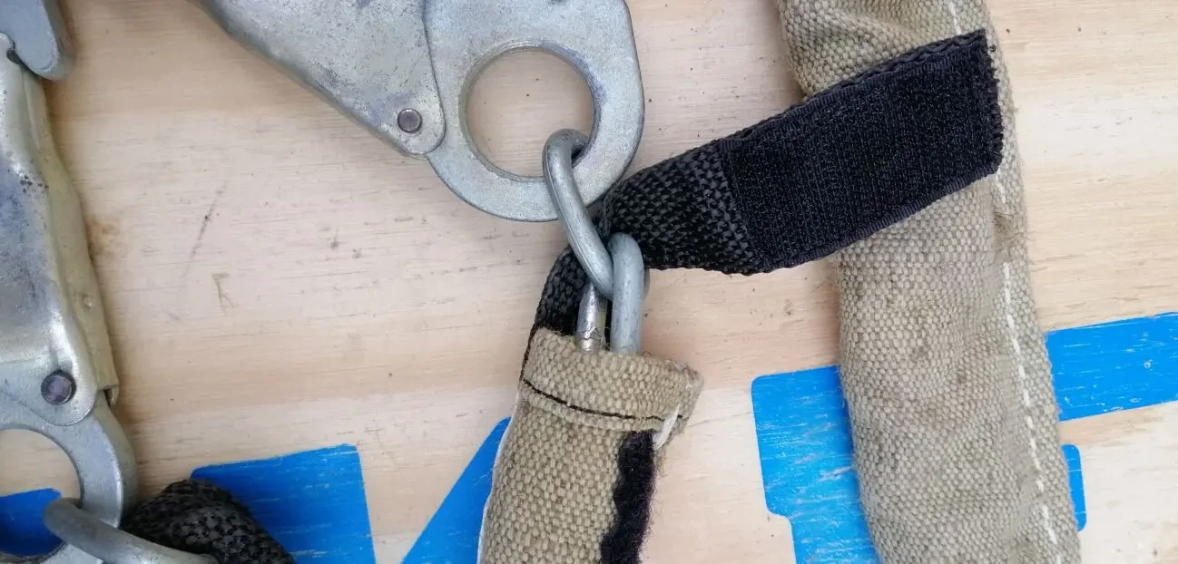 Пояс запобіжний безлямковий з ланцюговим стропом 5