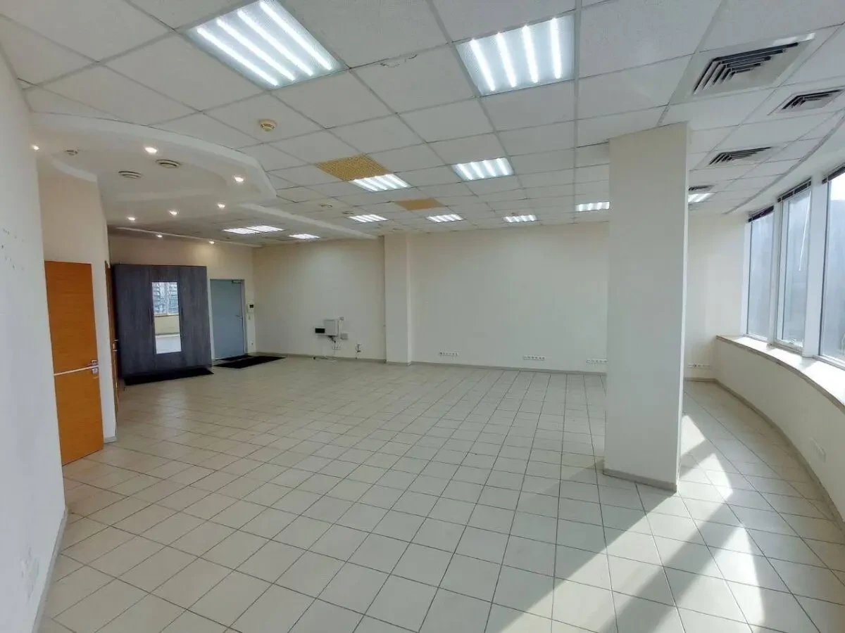 сдам офисное помещение в центре Днепра 8