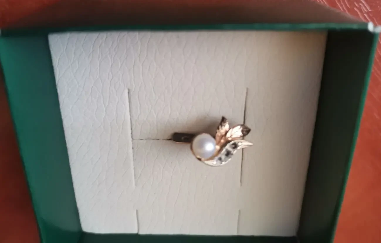 Сережка золота з перлиною. 585 проба 5