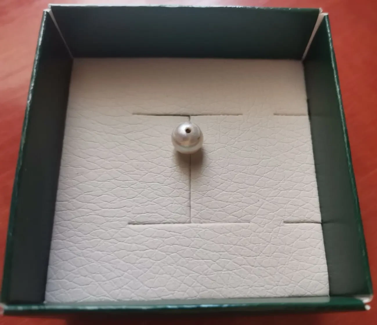 Перлина від сережки-пусети. Діаметр - 7 мм 4