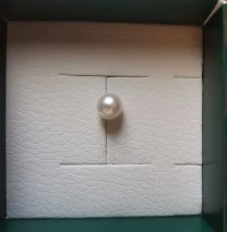 Перлина від сережки-пусети. Діаметр - 7 мм