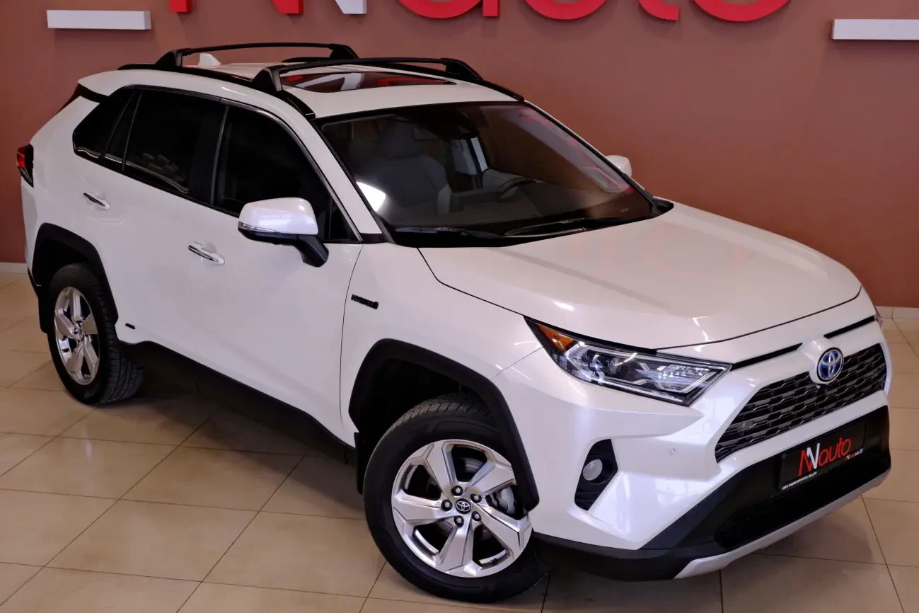 Toyota RAV4 Hybrid AWD 4
