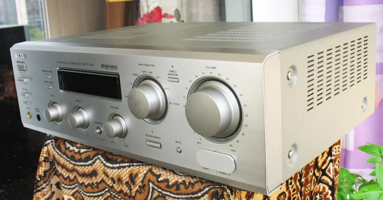 Усилитель AKAI AM-V1200 5