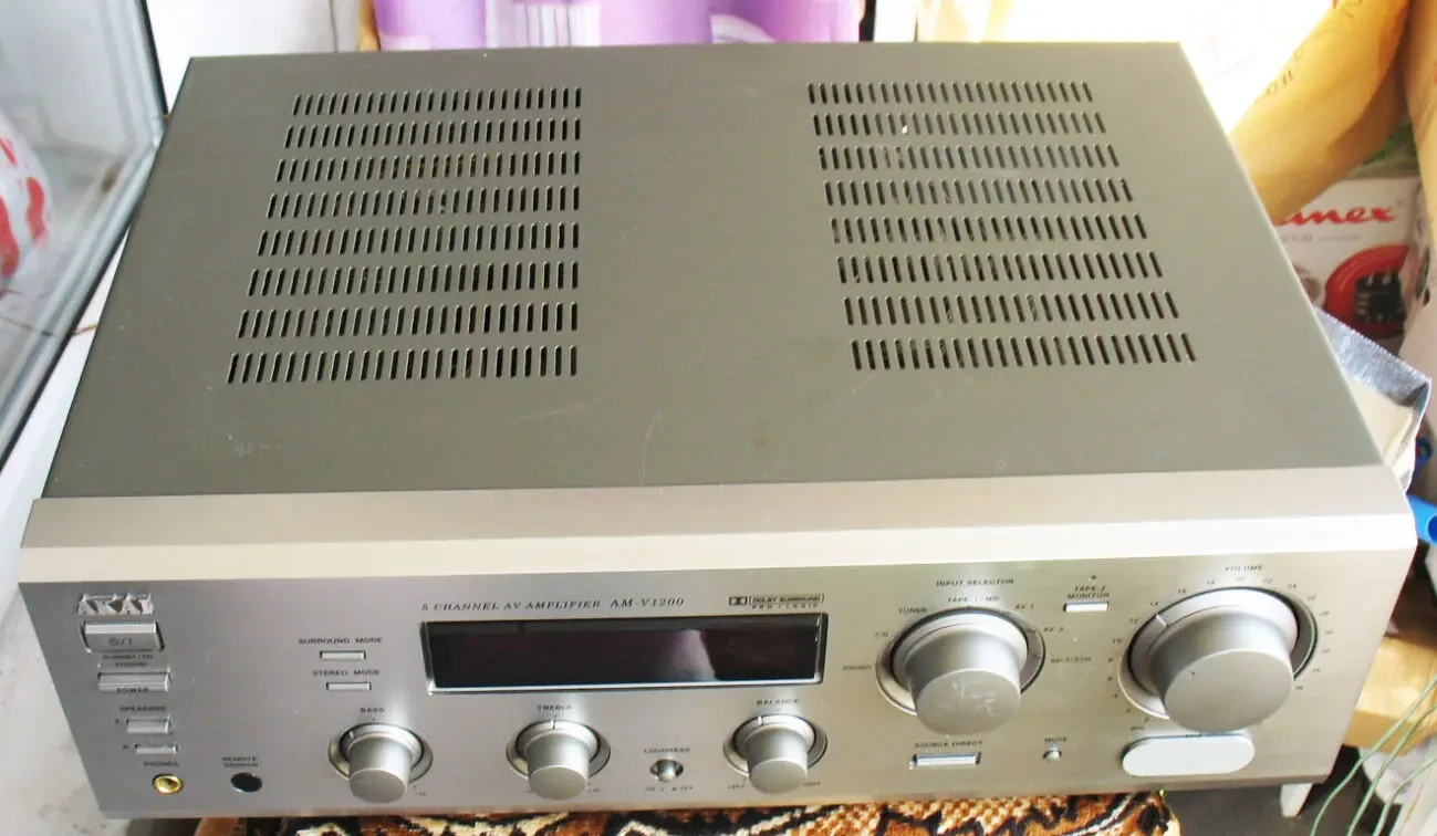 Усилитель AKAI AM-V1200 6