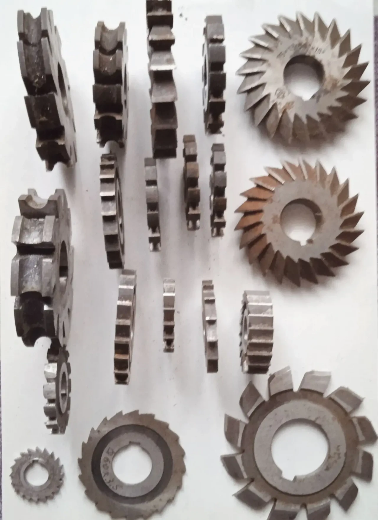 Продам комплект фрез для фрезерного станка 2