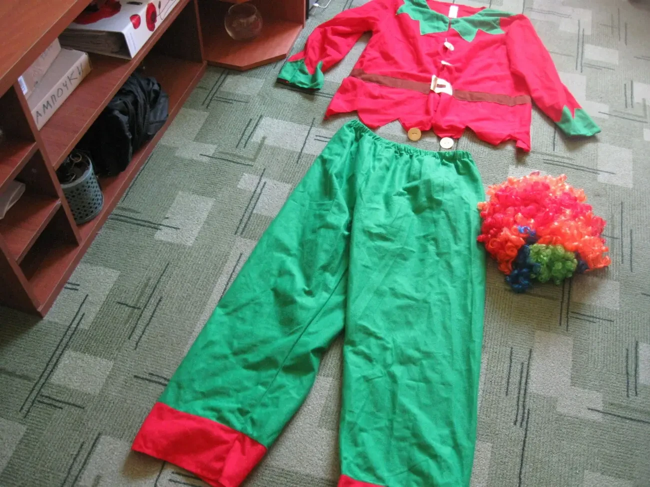 Маскарадний костюм клоуна з перукою, новий.