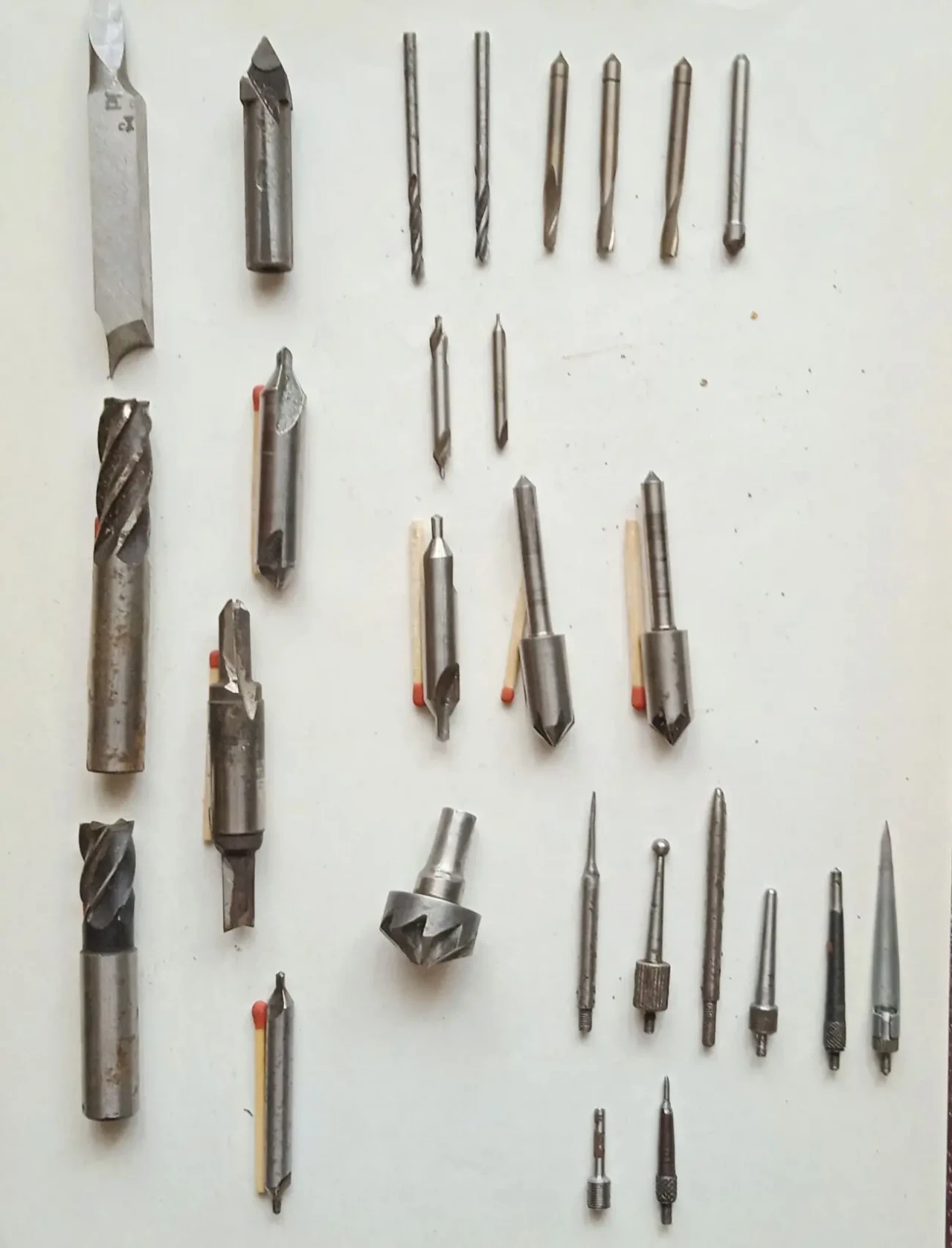 Продам комплект фрез и головок