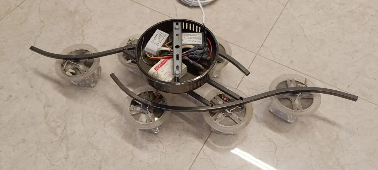 Люстра з галогеновими лампами 5