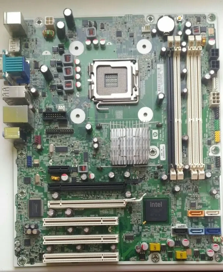 Материнська плата для ПК 9