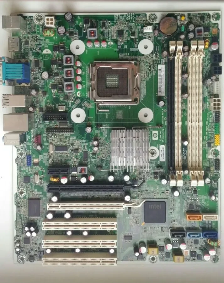 Материнська плата для ПК