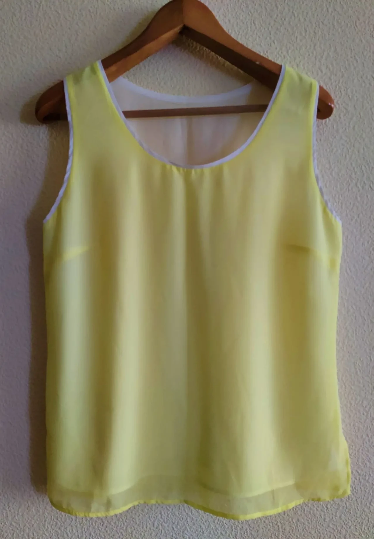 Блуза без рукавів розмір L/XL