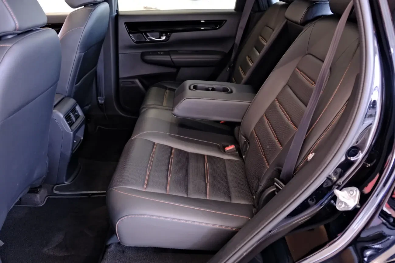 Honda CR-V Hybrid Type-R 8