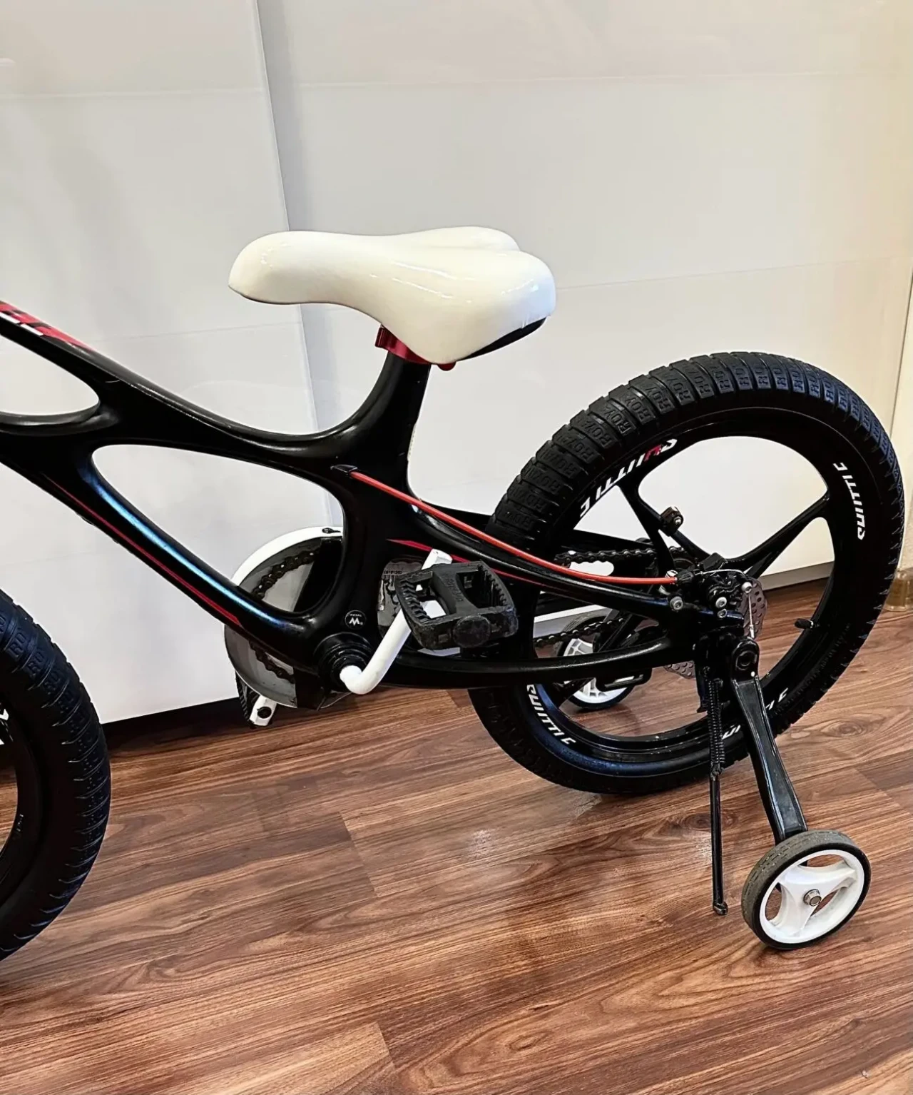 Дитячий велосипед Royal Baby Space Shuttle 18