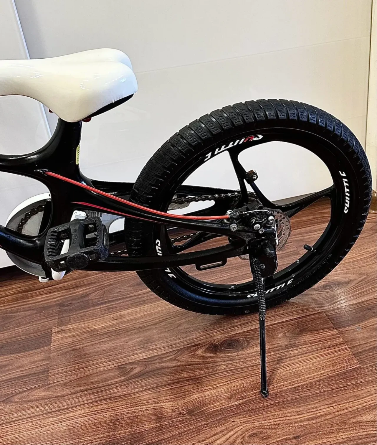 Дитячий велосипед Royal Baby Space Shuttle 18