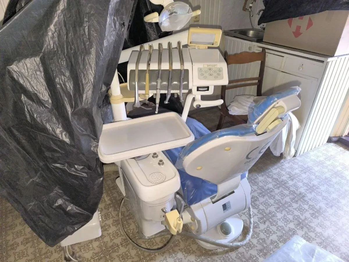 Стоматологічна установка GRANUM TS5830 5