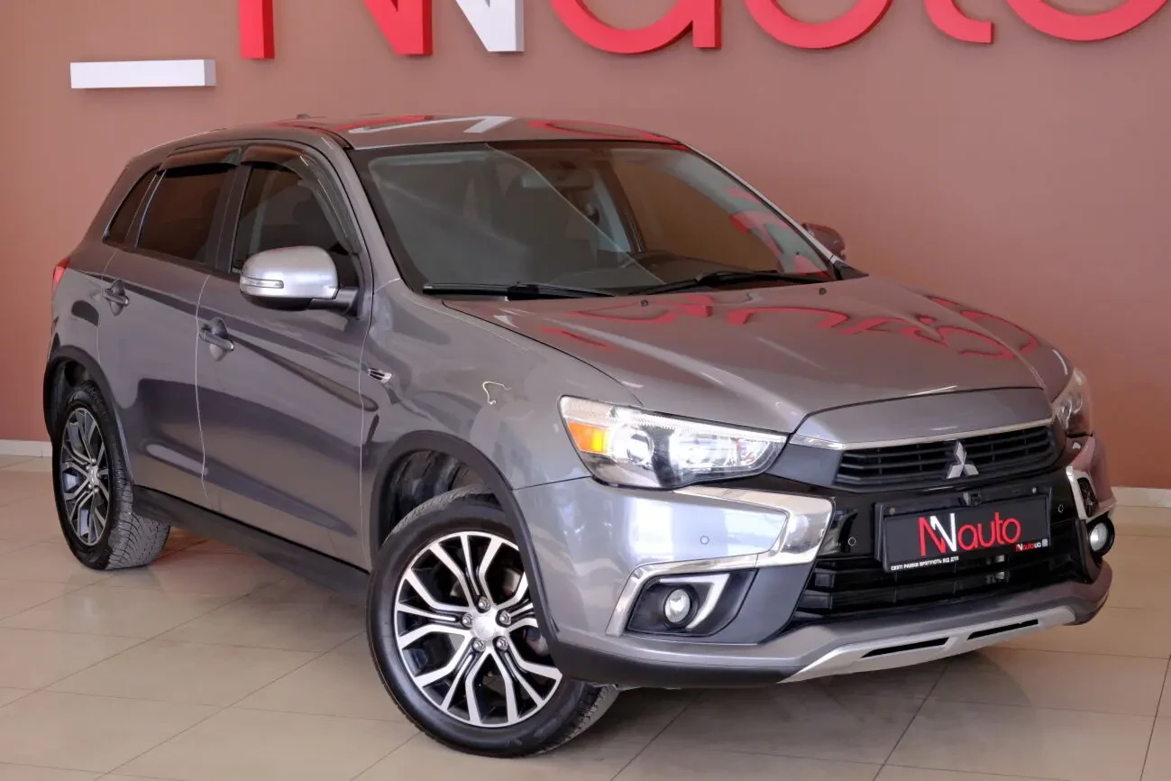 Mitsubishi Outlander Sport 4