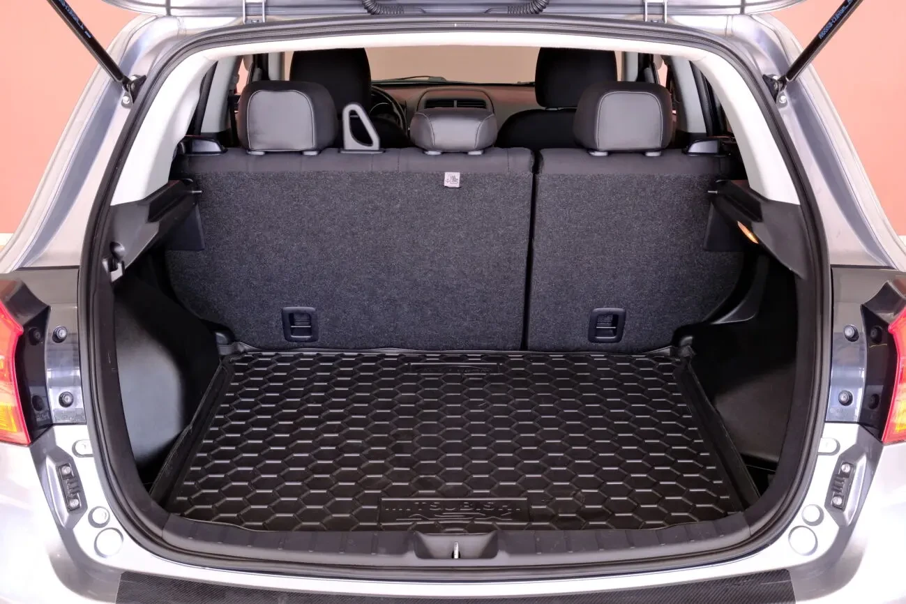 Mitsubishi Outlander Sport 9