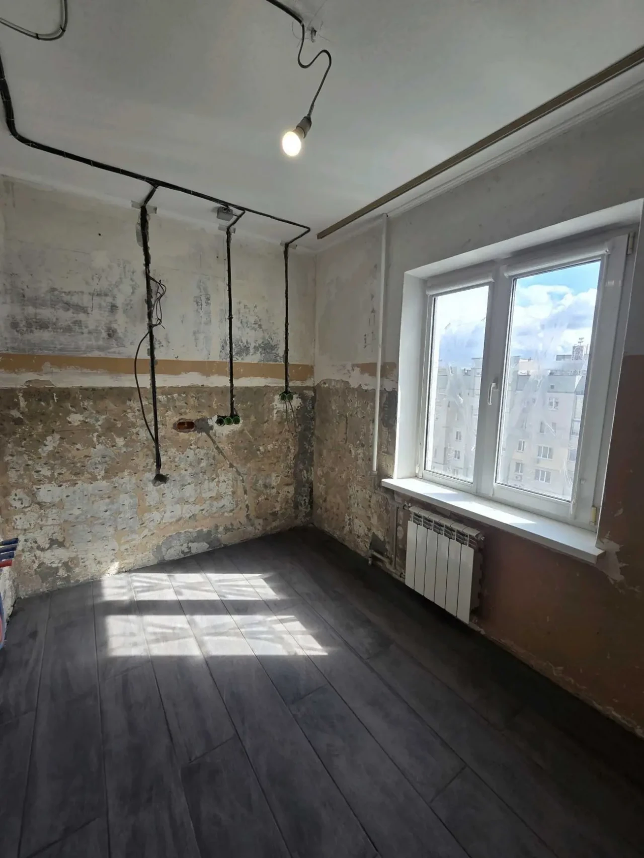 Продаж 2х кімнатної квартири Ревуцкого б.18. Без комісійних! 2