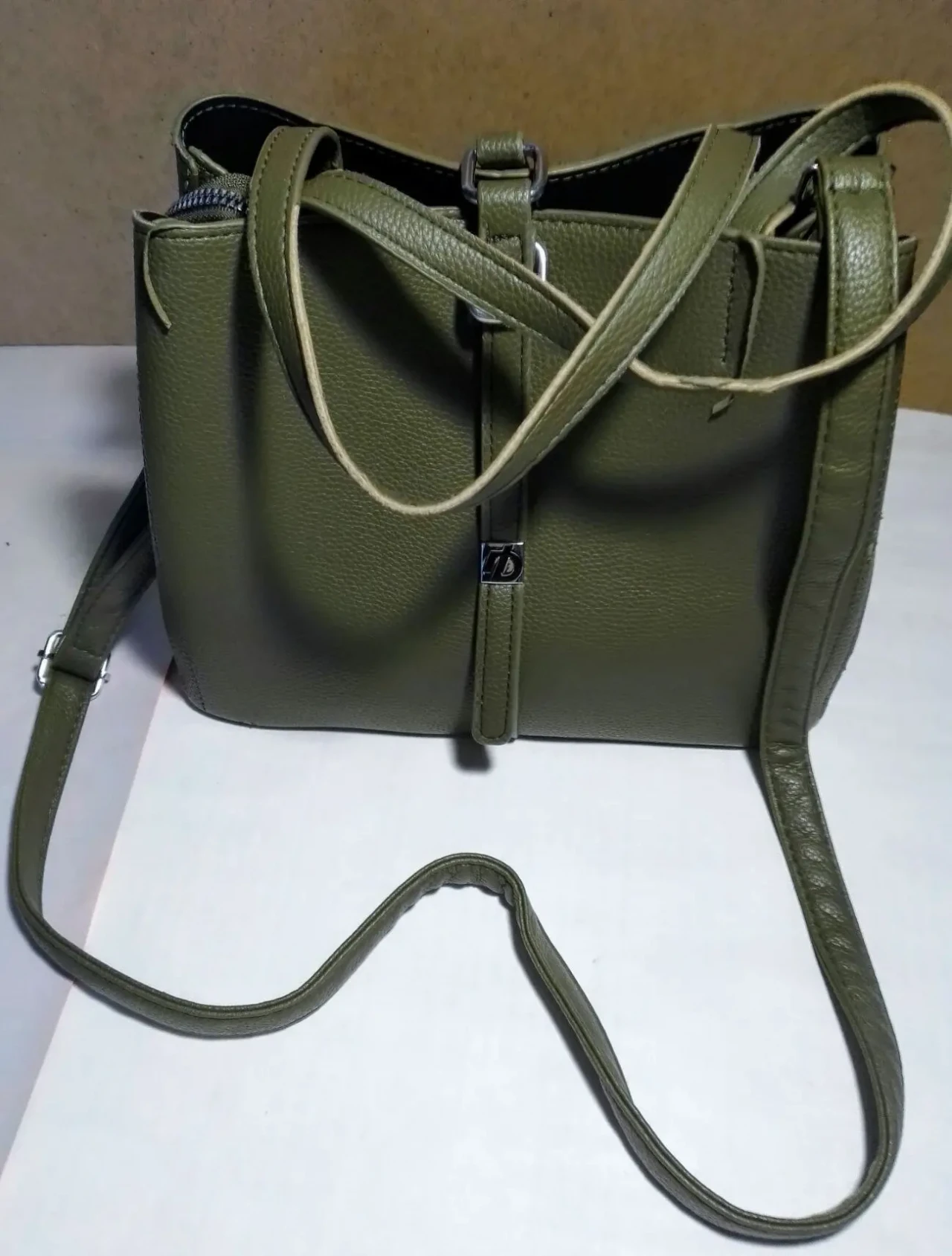 Зеленая хаки сумка сумочка ручка на плечо, для мелочей, для девочки