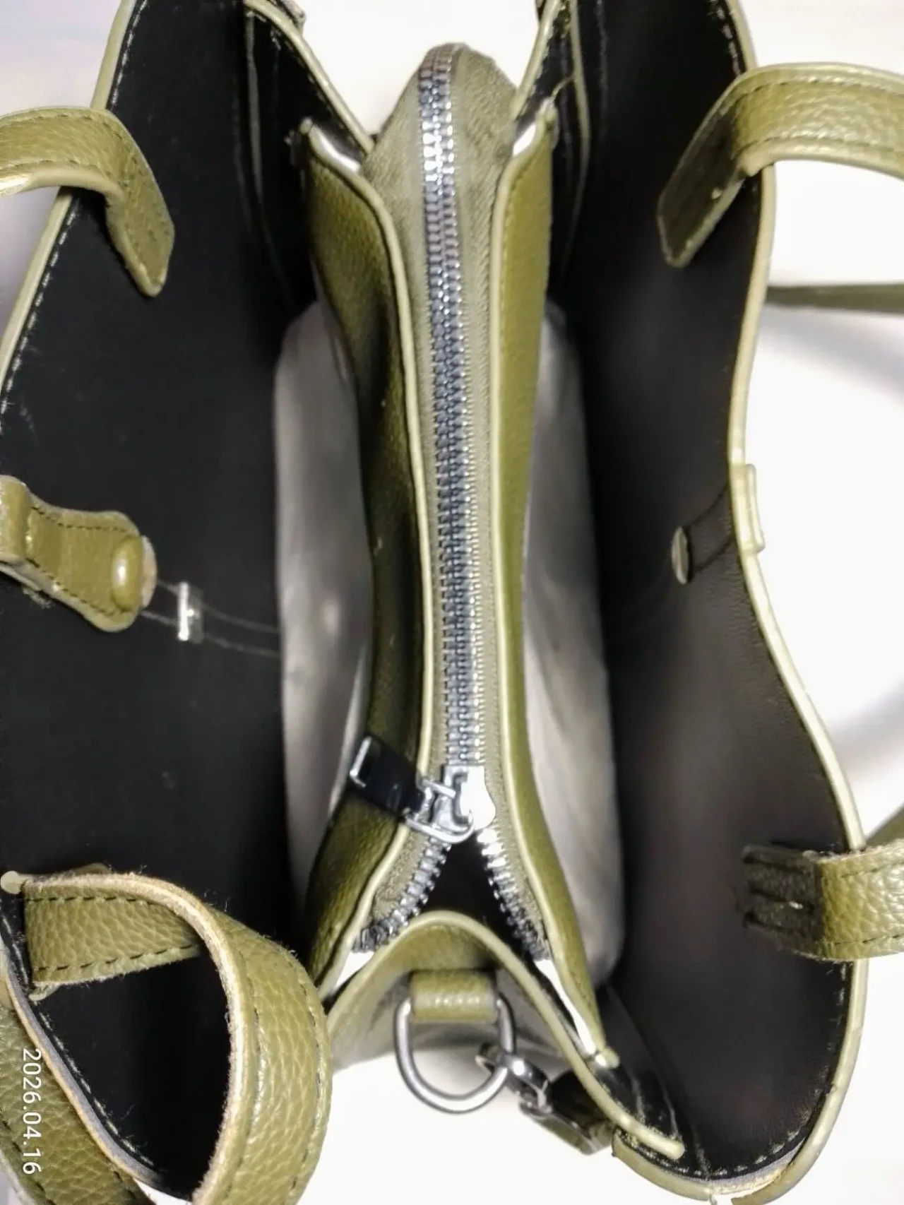 Зеленая хаки сумка сумочка ручка на плечо, для мелочей, для девочки 3