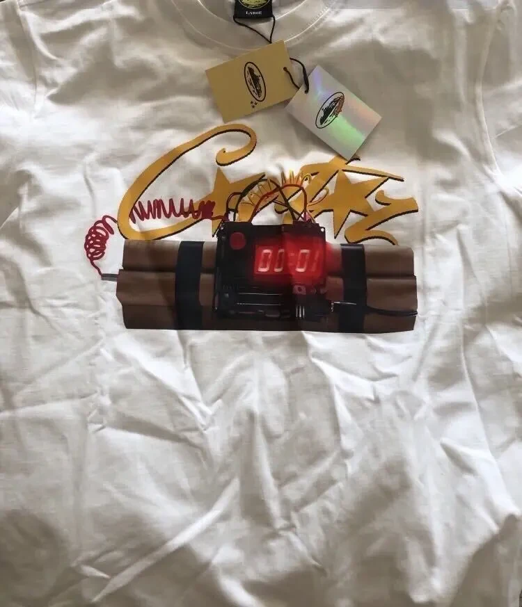 нові футболки