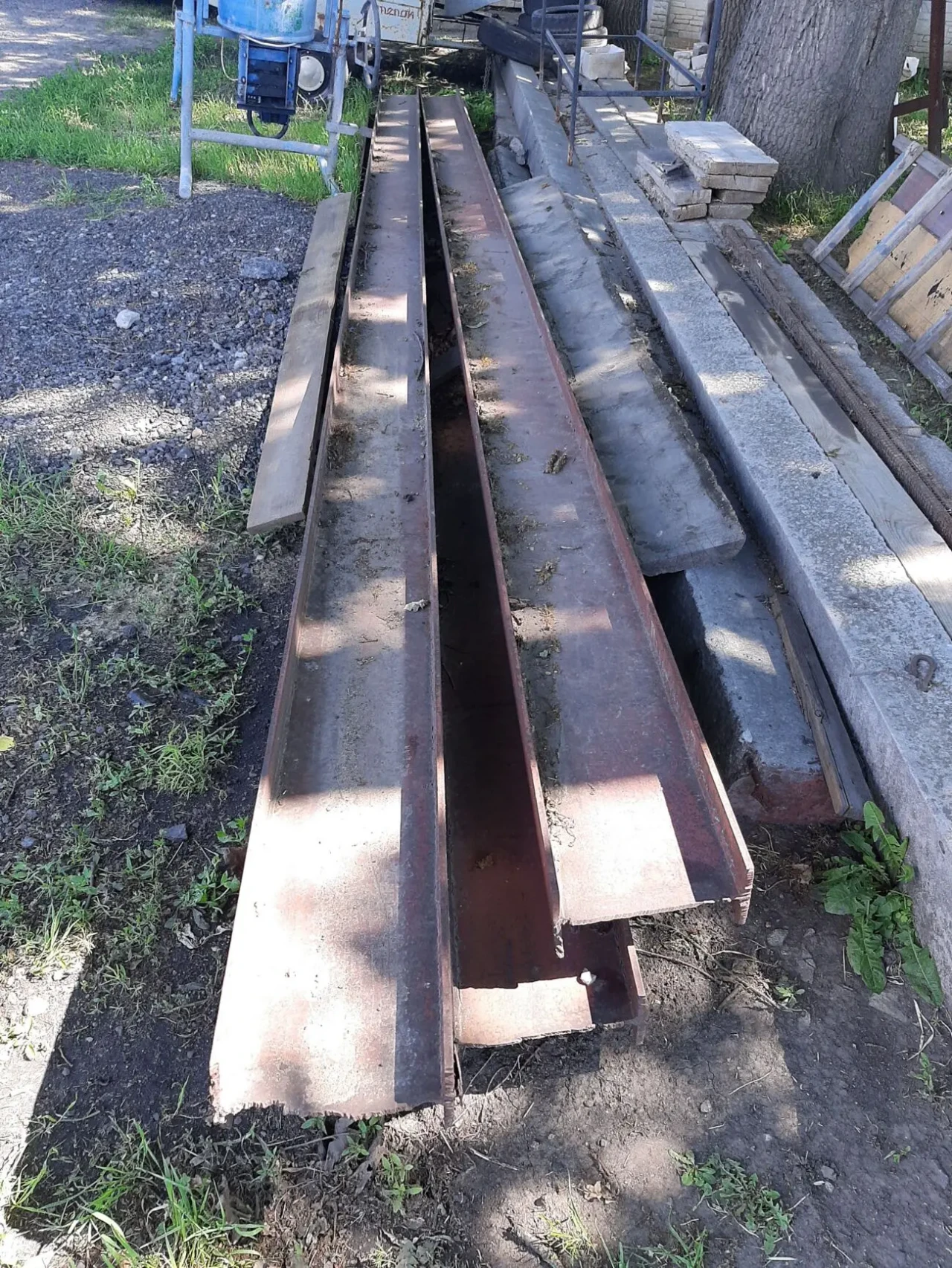 Продам двутавр 4