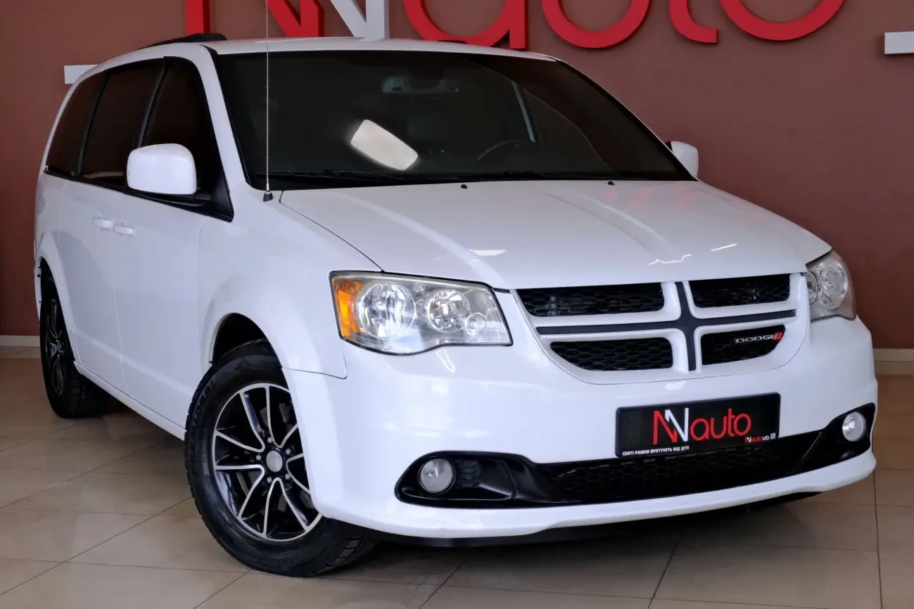 Dodge Grand Caravan 4