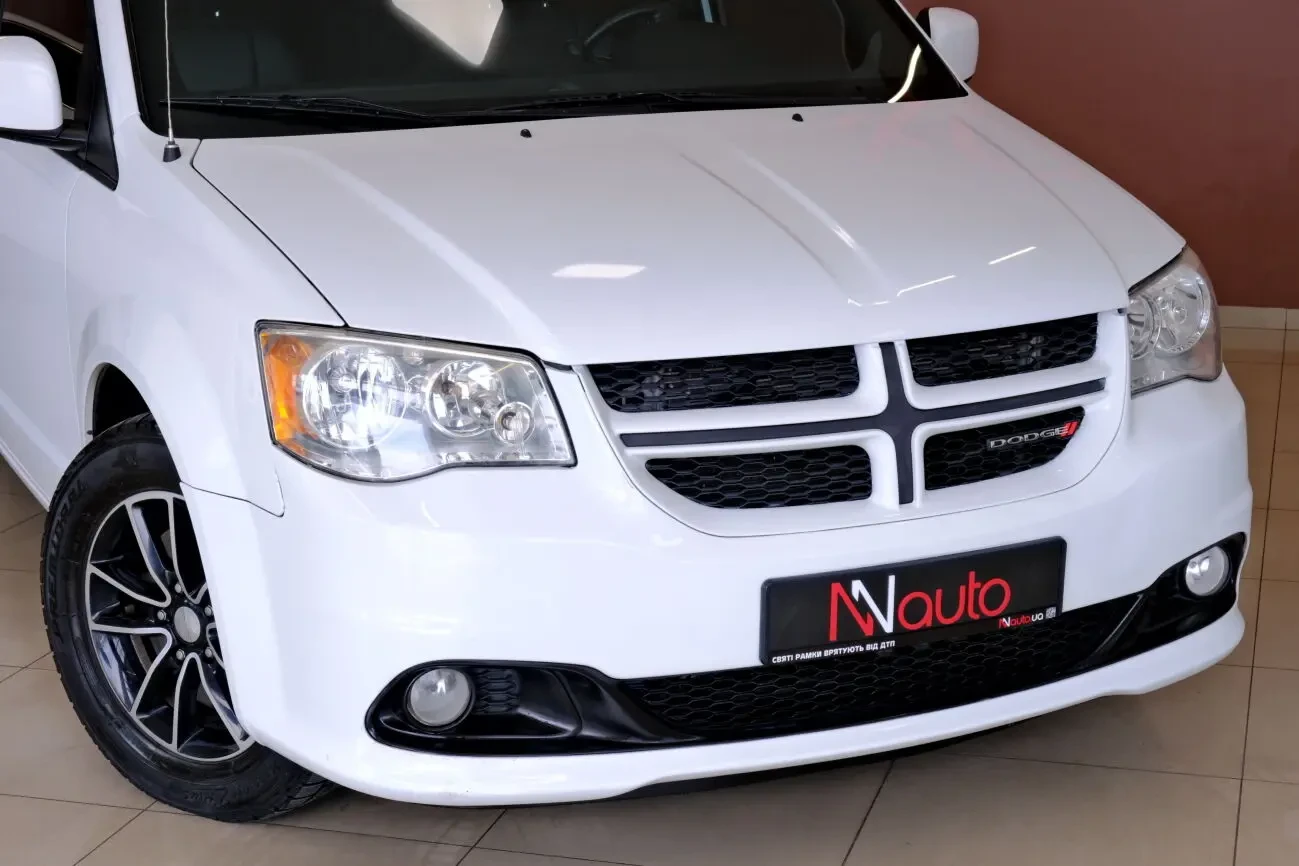 Dodge Grand Caravan 3