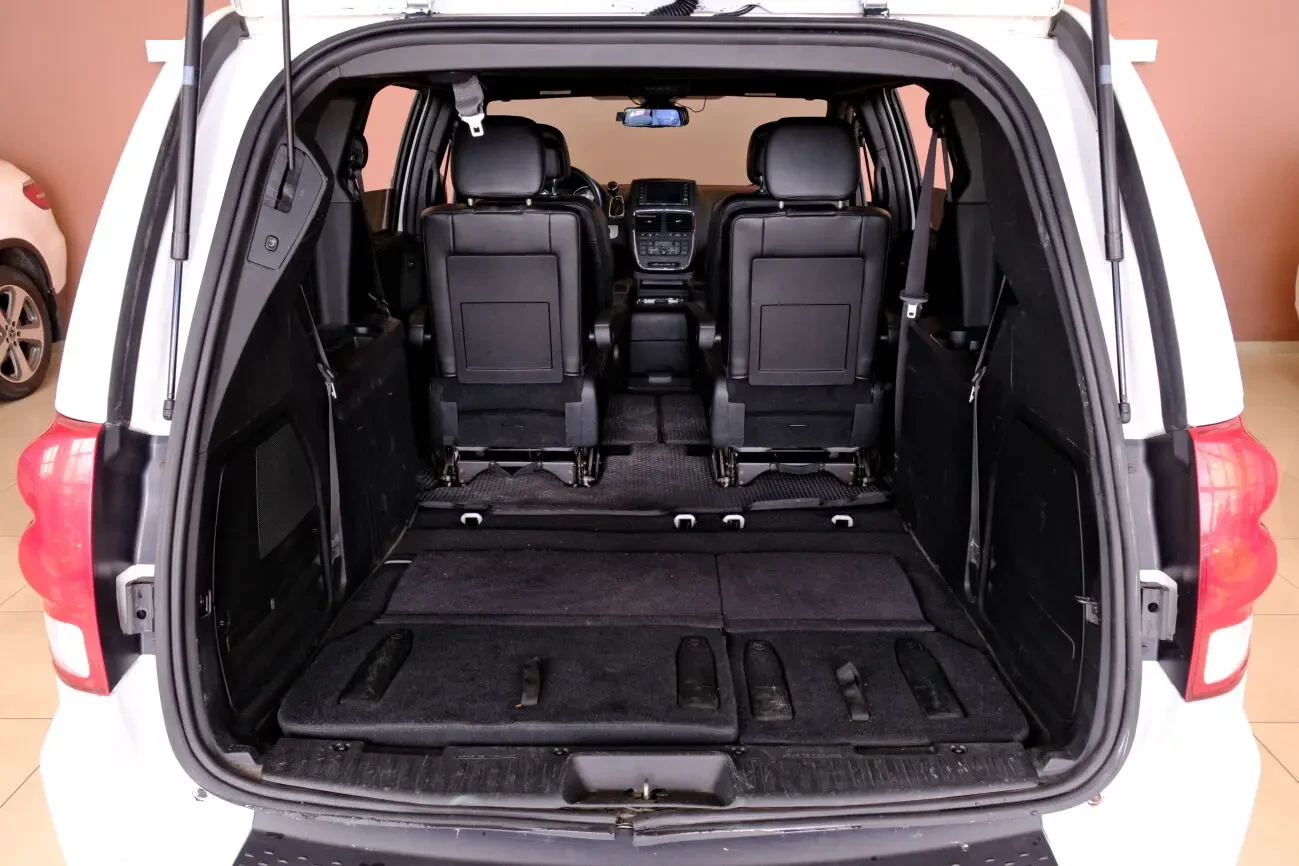 Dodge Grand Caravan 10