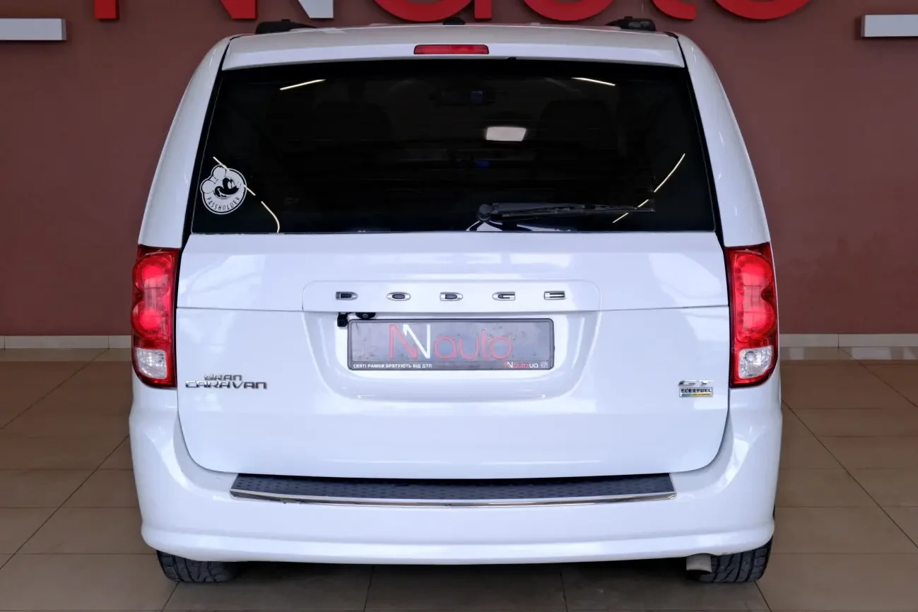 Dodge Grand Caravan 6