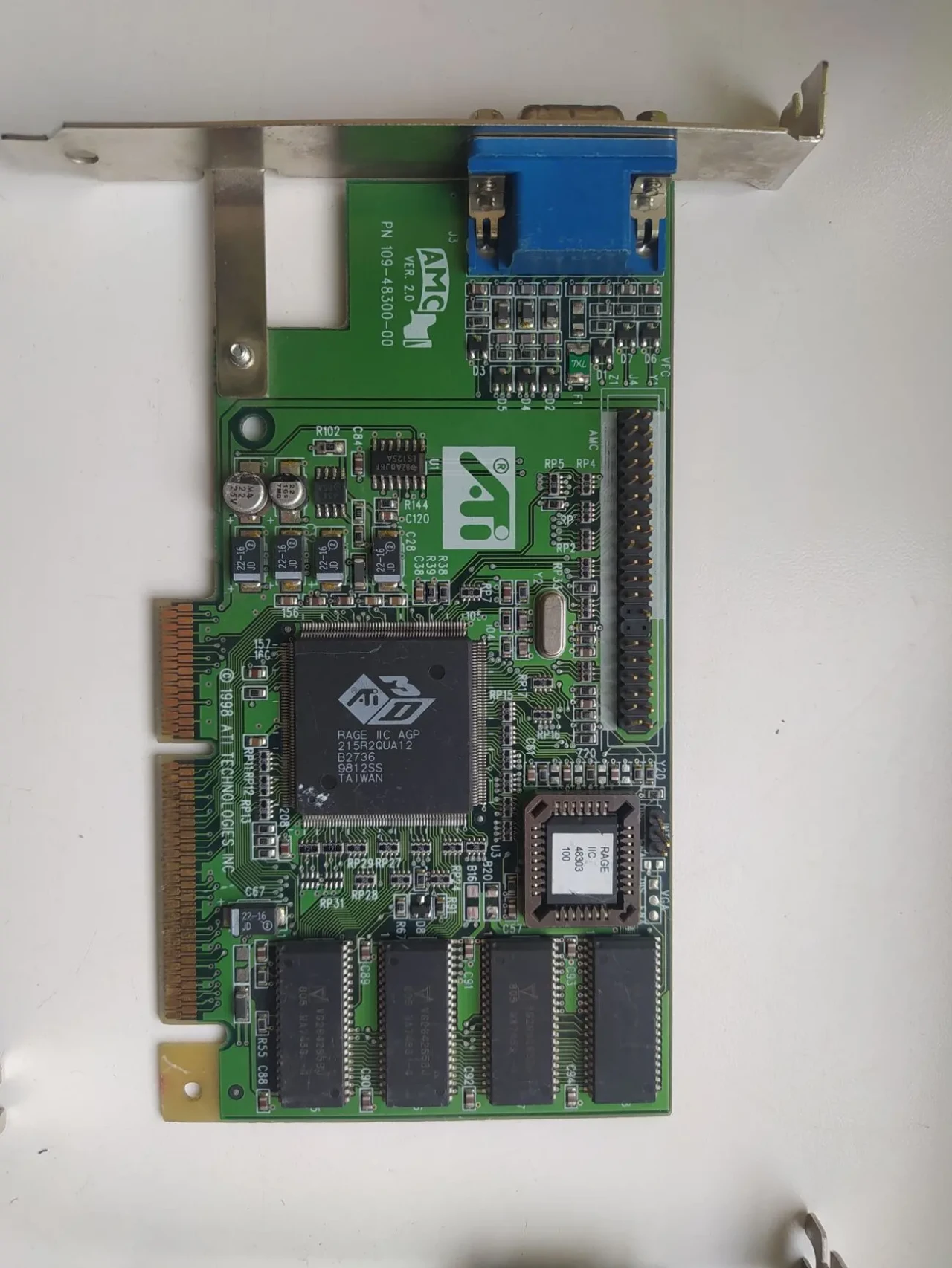 Відеокарта. Для старого настільного пк. Робочі 3