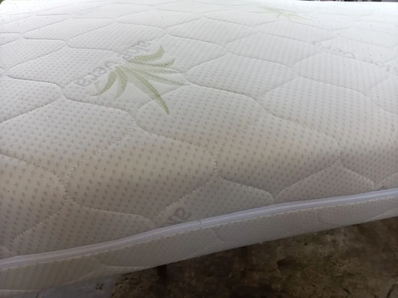 Матрац односпальний 90x200 см пружинний Aloe Vera 3