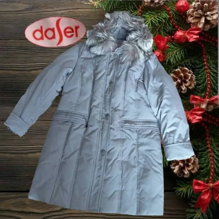 Daser пуховик женский  капюшон с мехом чернобурки 52-54 серый