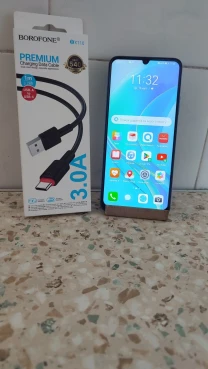 Продам смартфон Huawei Nova Y70 ,4/128GB.