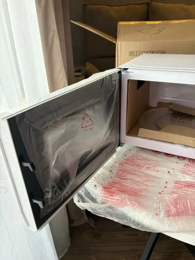 Микроволновая печь Midea 2