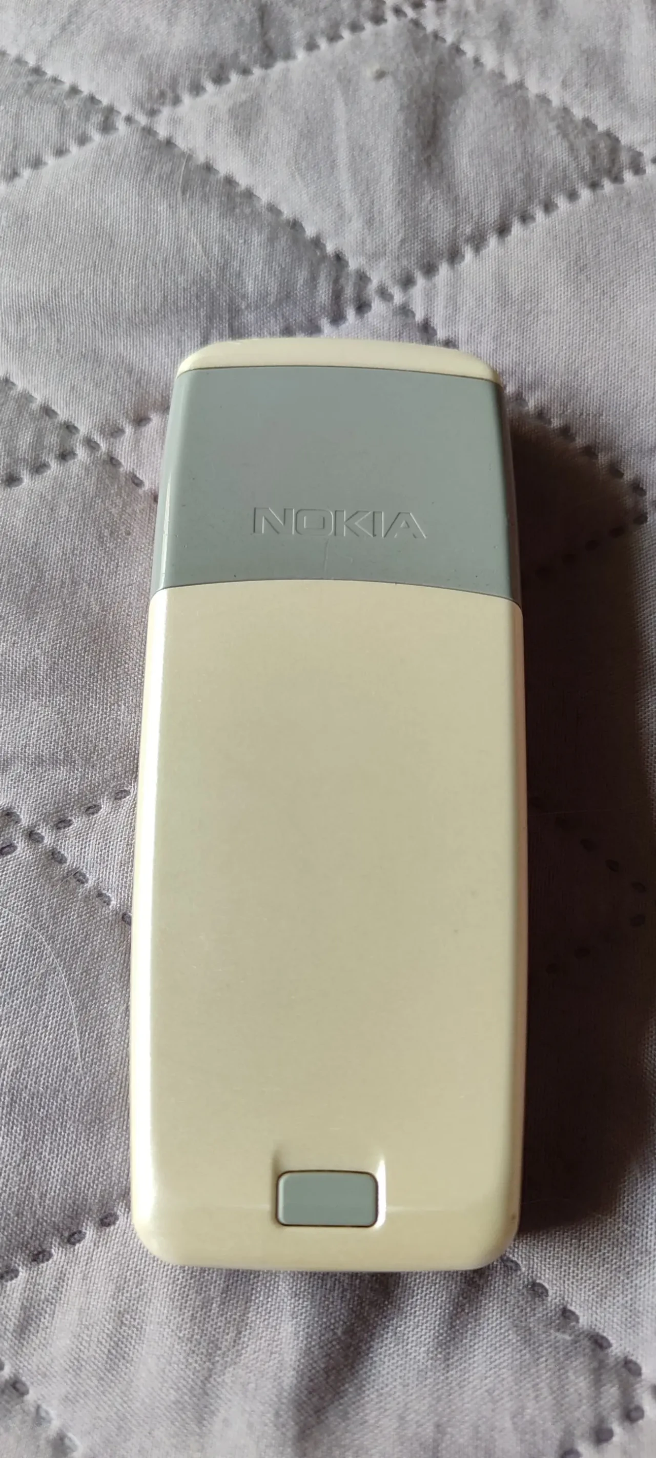 Nokia 2310 3