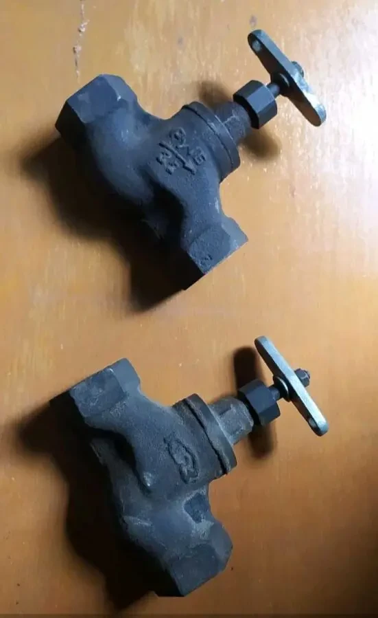 кран чугунний