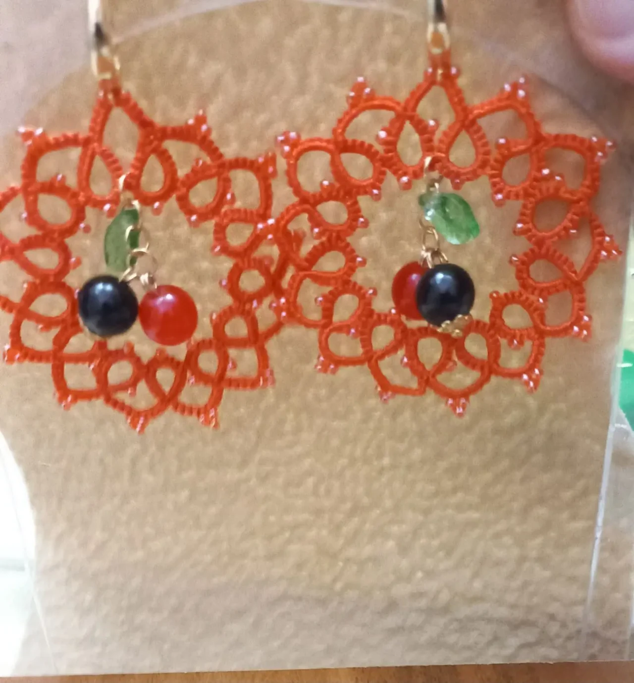 Сережки мереживні .. Ягідки .. Фріволіте анкарс 4
