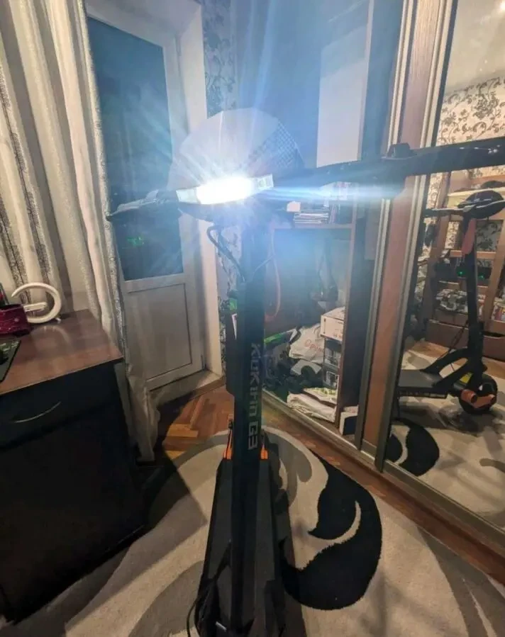 Продам терміново електросамокат стан ідеальний пишіть на ВАЙБЕР 3