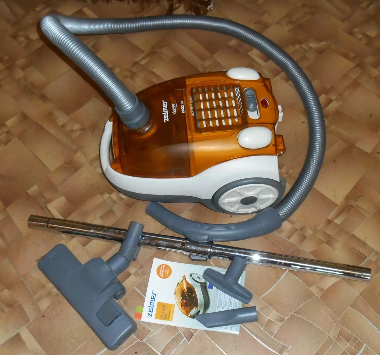 Пылесос Зелмер 2000 Вт