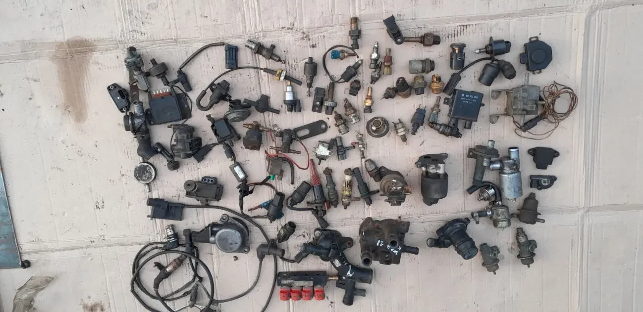 92062130 Головка блока 1,8Е Опель Вектра Кадет Омега 5